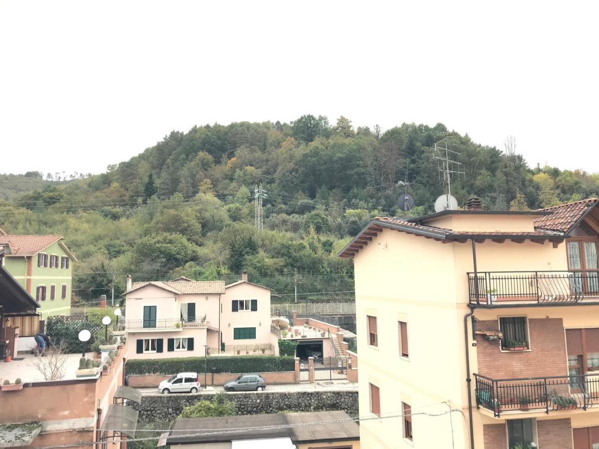 Al Campanile Centro Storico Ampio Luminoso E Panoramico Appartamento Trilocale Carsoli Extérieur photo